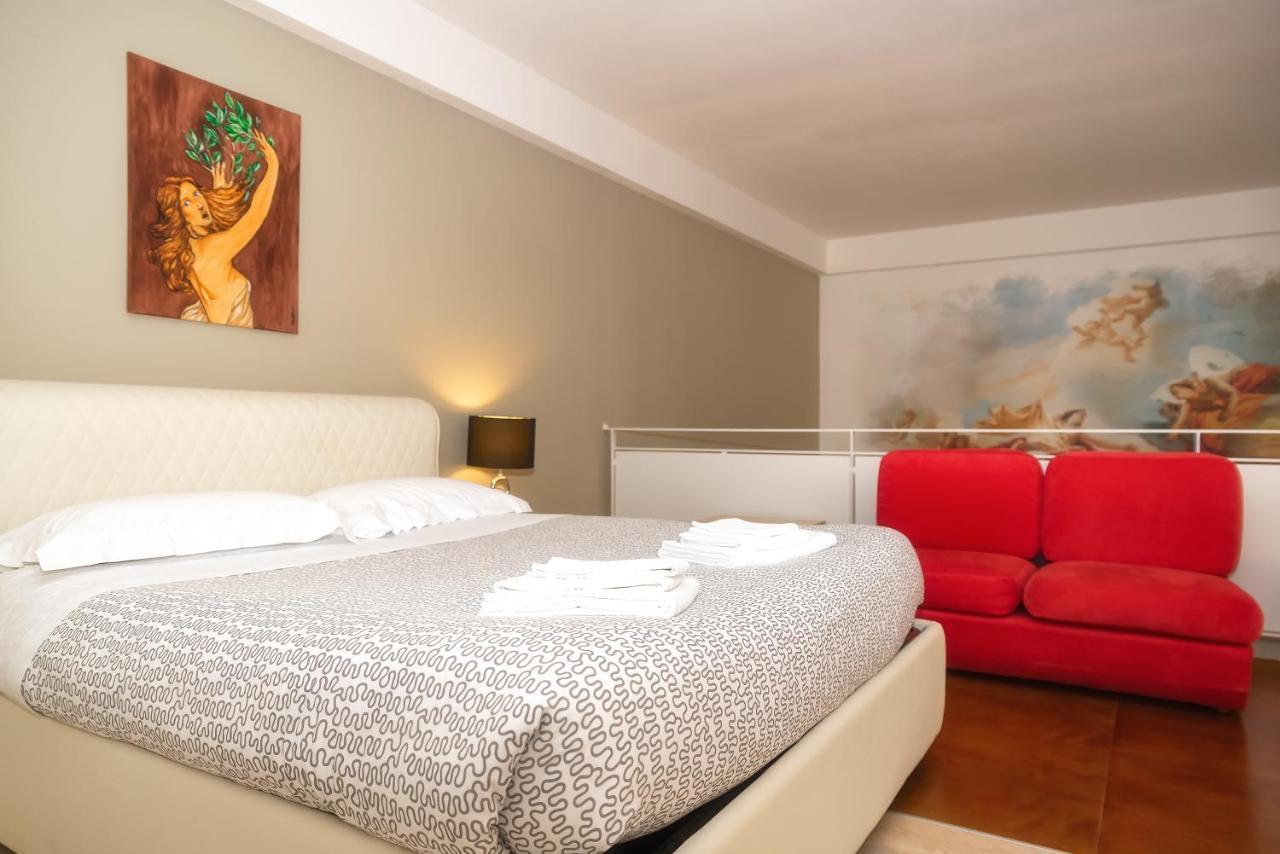 Il Cortile Delle Esperidi Apartment เลชเช ภายนอก รูปภาพ
