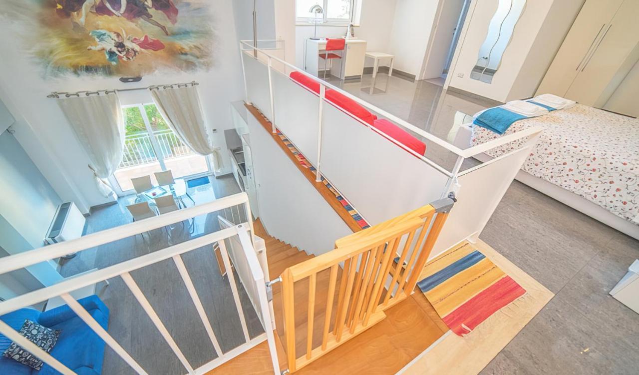 Il Cortile Delle Esperidi Apartment เลชเช ภายนอก รูปภาพ